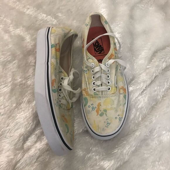 Vans Authentic -Disney Ariel' Sneaker size 8 - Picture 6 of 6